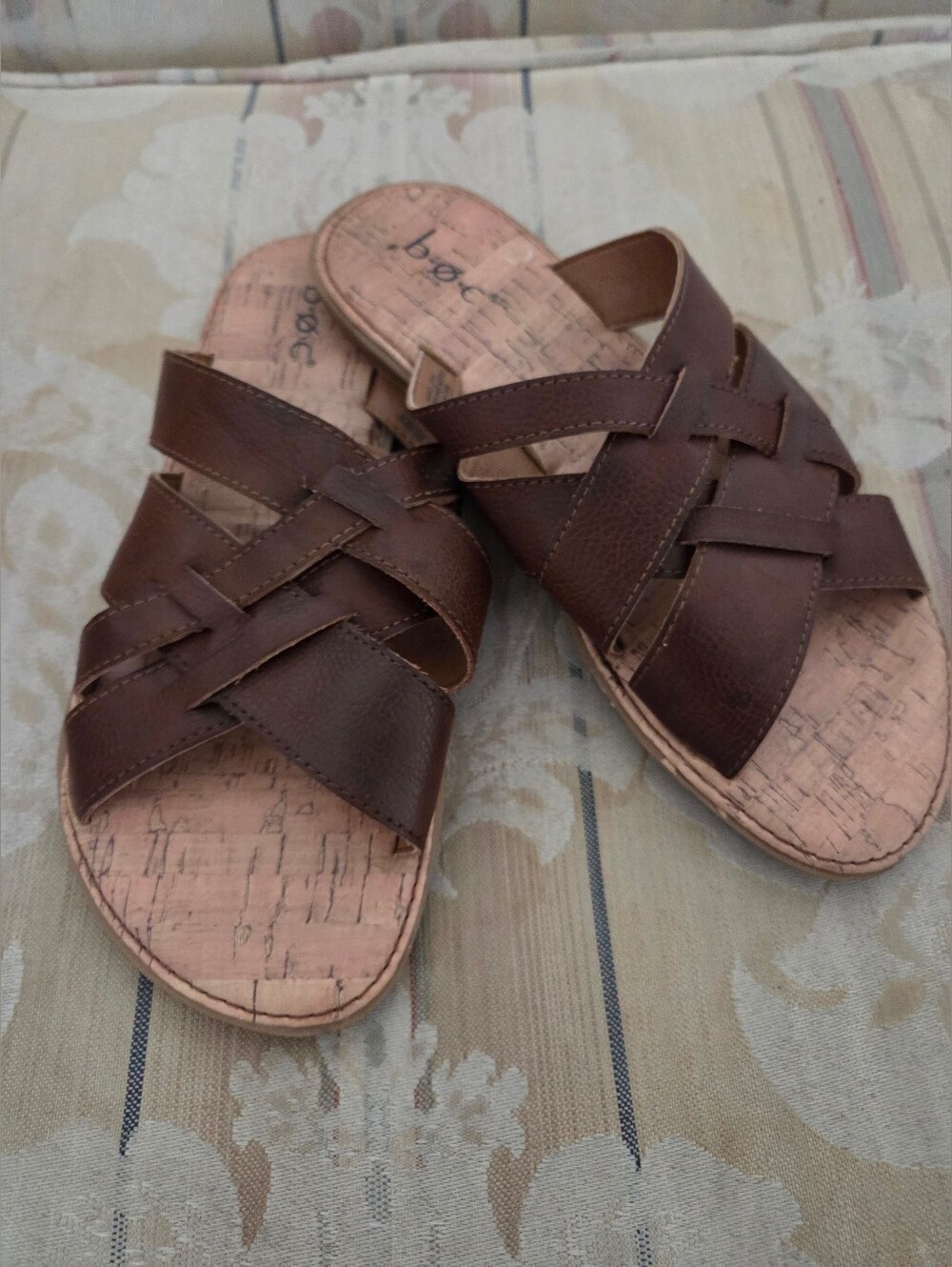 BOC Mona Brown Sandals Size 8